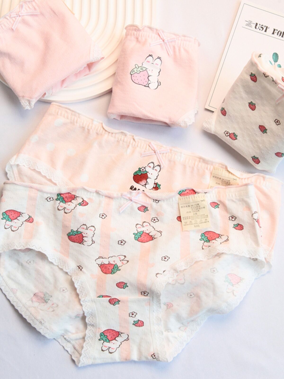 Pink and White Strawberry Adorable Rabbit Cute Young Adult Underwear Low Waist Bow Breathable Purified Cotton Crotch Student Briefs